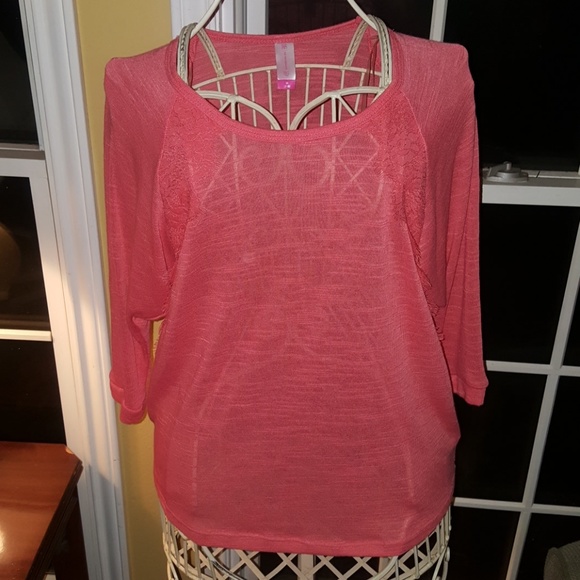 Blouse - Picture 1 of 4